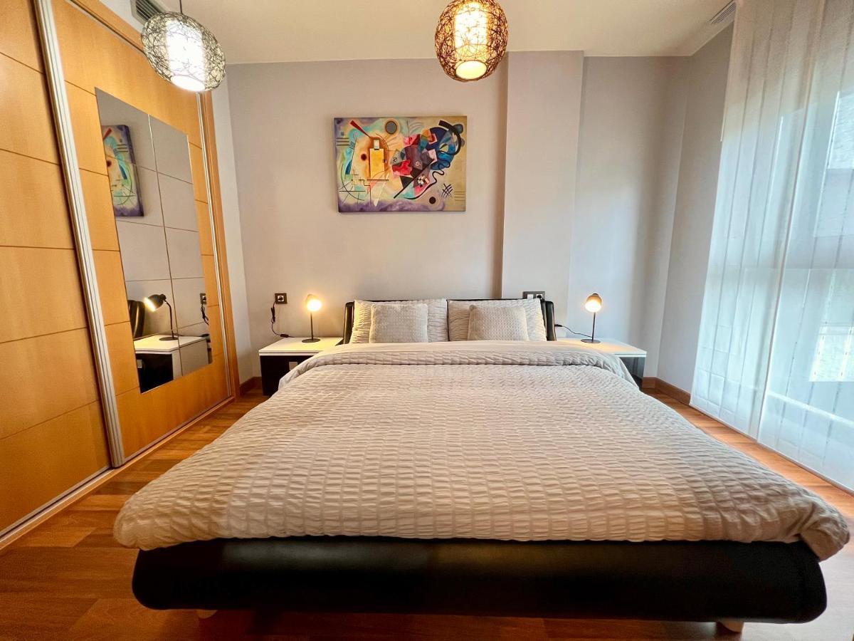 Apartment El Estrecho Close To Center With Parking And Pool Algeciras Exterior photo